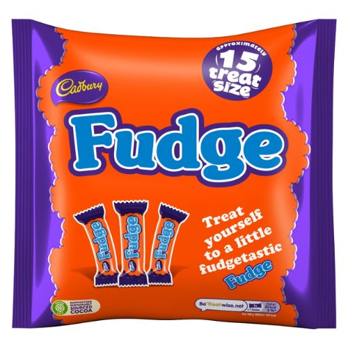CADBURY FUDGE CHOCOLATE TREATSIZE BAG 202G